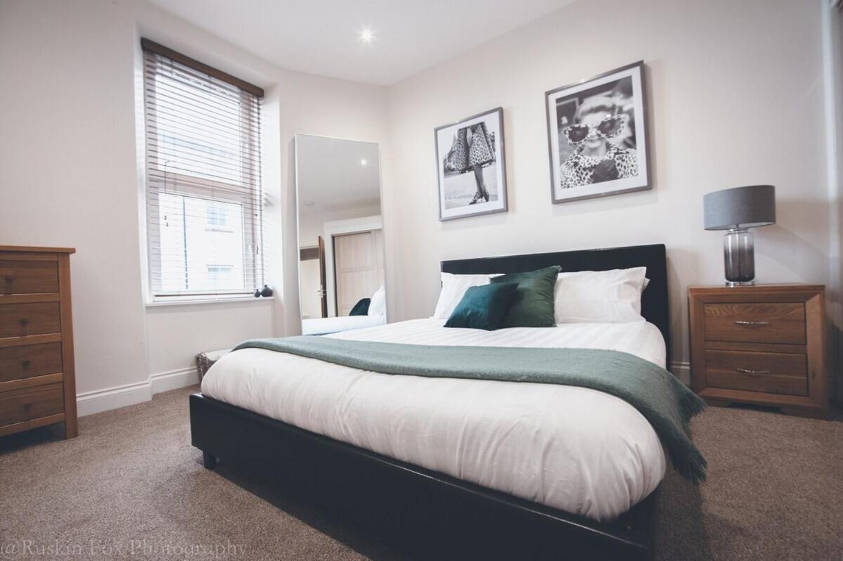 Impressive 3 Bedroom Aberdeen Extérieur photo
