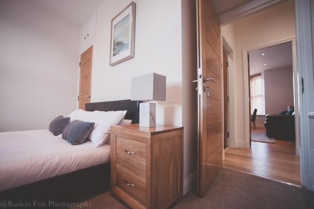 Impressive 3 Bedroom Aberdeen Extérieur photo